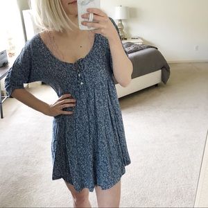 • DENIM & SUPPLY blue floral keyhole dress •
